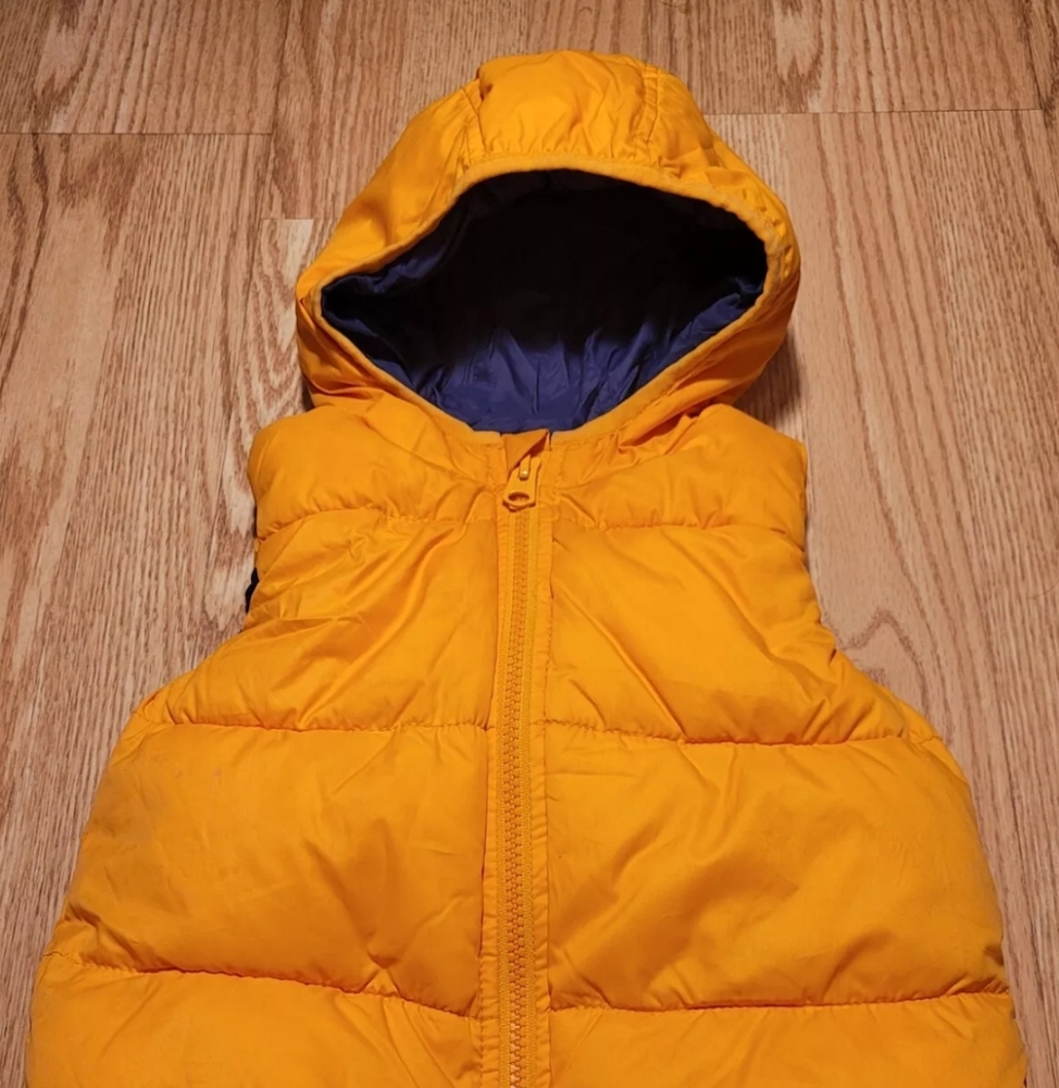 Baby Gap Boys Vest Size: 18-24 Months Full Zip Yellow
